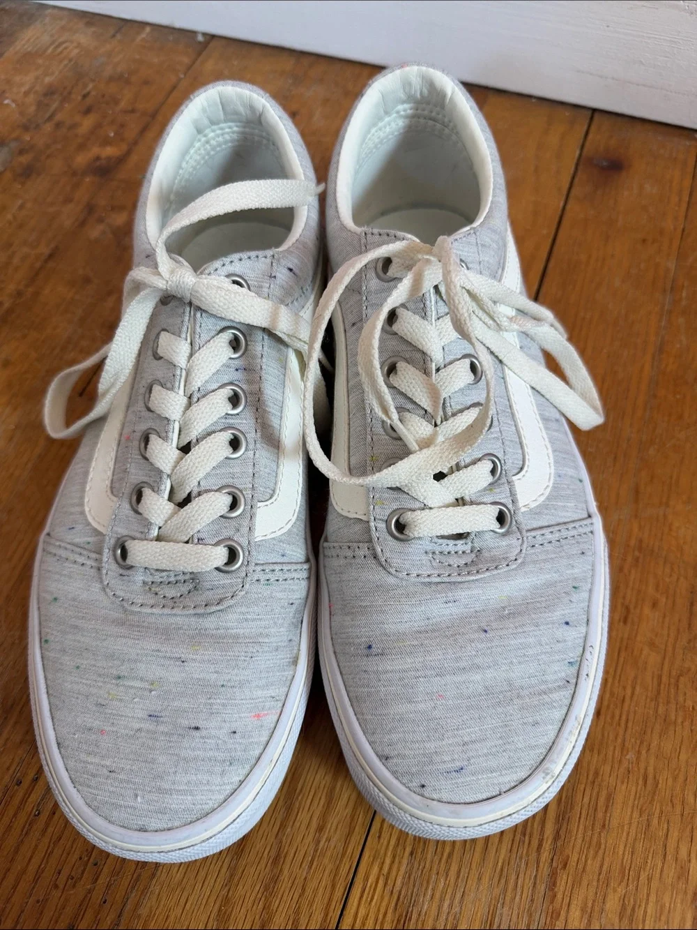 Women vans Light Gray Canvas Low-Top Sneakers with tan stripe. Colored speckled